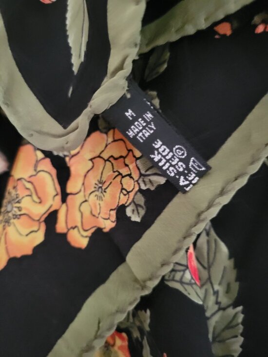 Vintage Fruit Spread Italian 100% Silk Scarf - Picture 3 of 3